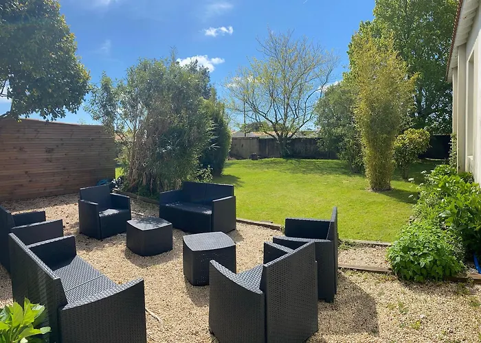 L'ecole Du Bonheur Casa de Férias Saint-Mathurin (Vendee)